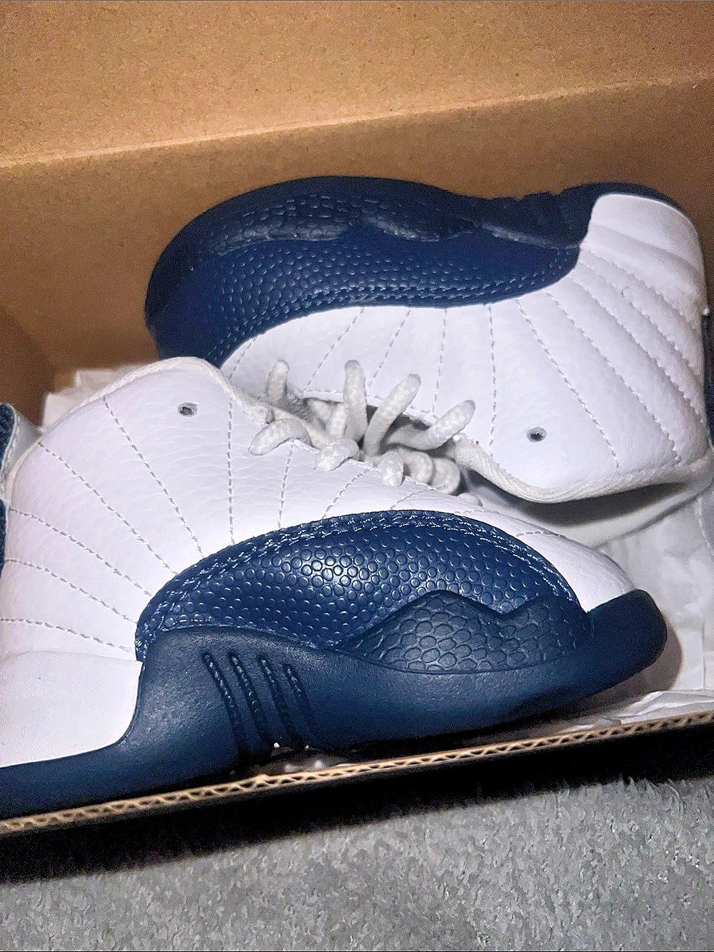 Jordan 12 Retro (TD) ) White & Blue Baby US 4C Like New